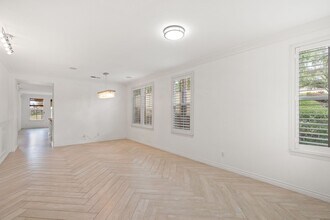 2705 Plumeria Dr in Carlsbad, CA - Building Photo - Building Photo