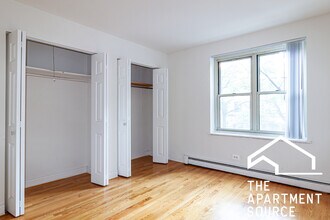 3710 N Pine Grove Ave in Chicago, IL - Building Photo - Building Photo