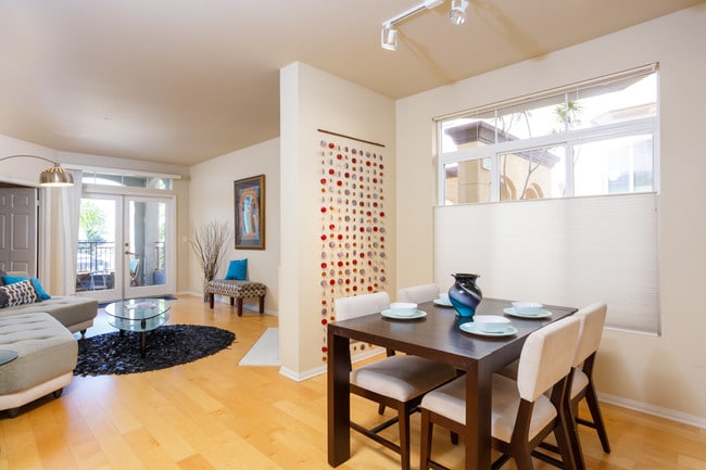 2400 Fifth Ave in San Diego, CA - Building Photo - Building Photo