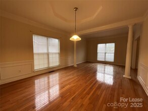 10411 Rougemont Ln in Charlotte, NC - Building Photo - Building Photo