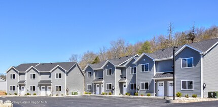 51 Levy Ct in Saugerties, NY - Building Photo - Building Photo