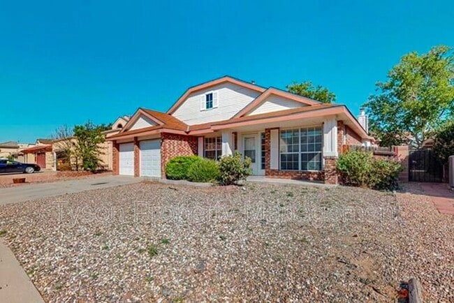 4701 Plume Rd NW in Albuquerque, NM - Building Photo - Building Photo