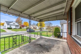 5255 E 115th St in Garfield Heights, OH - Building Photo - Building Photo