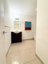 2950 Griffin Rd in Fort Lauderdale, FL - Building Photo - Building Photo