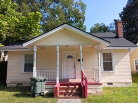 1014 Henley St in Orangeburg, SC - Building Photo