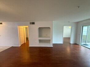 13941 Fairway Island Dr in Orlando, FL - Building Photo - Building Photo
