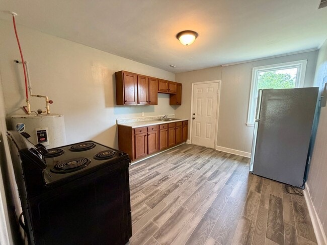 714 Miller Rd in Sumter, SC - Building Photo - Building Photo