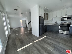 1330 Arapahoe St in Los Angeles, CA - Building Photo - Building Photo