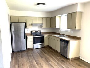 16366 W 13th Pl in Golden, CO - Building Photo - Building Photo