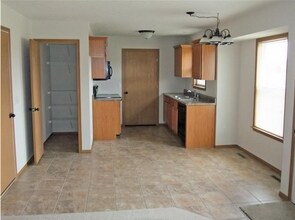 866 Lorenza Dr in Nixa, MO - Building Photo - Building Photo