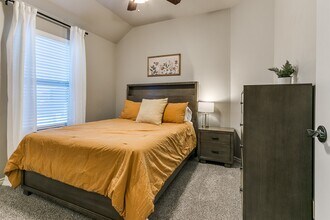 724 Abilene Way in Yukon, OK - Building Photo - Building Photo
