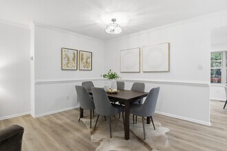 1858 Heather Glen Ct in Woodbridge, VA - Building Photo - Building Photo