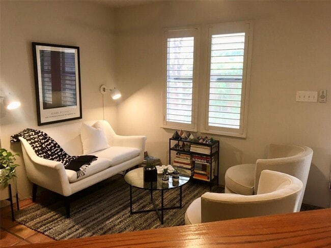 4804 Ramsey Ave in Austin, TX - Building Photo - Building Photo