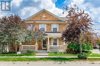381 Baverstock Crescent in Milton, ON - Building Photo - Building Photo