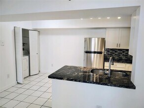 5590 NW 61st St in Coconut Creek, FL - Building Photo - Building Photo