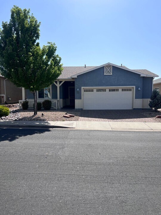 725 Villa St in Prescott Valley, AZ - Building Photo
