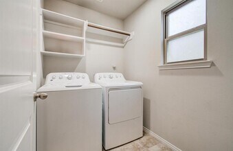 32038 Quail Terrace Ln in Shenandoah, TX - Building Photo - Building Photo
