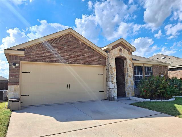 3613 Robbie Run in Denton, TX - Building Photo - Building Photo