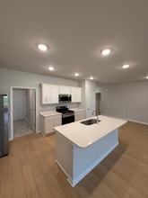 6064 Gardner Maples Dr SE in Owens Cross Roads, AL - Building Photo - Building Photo