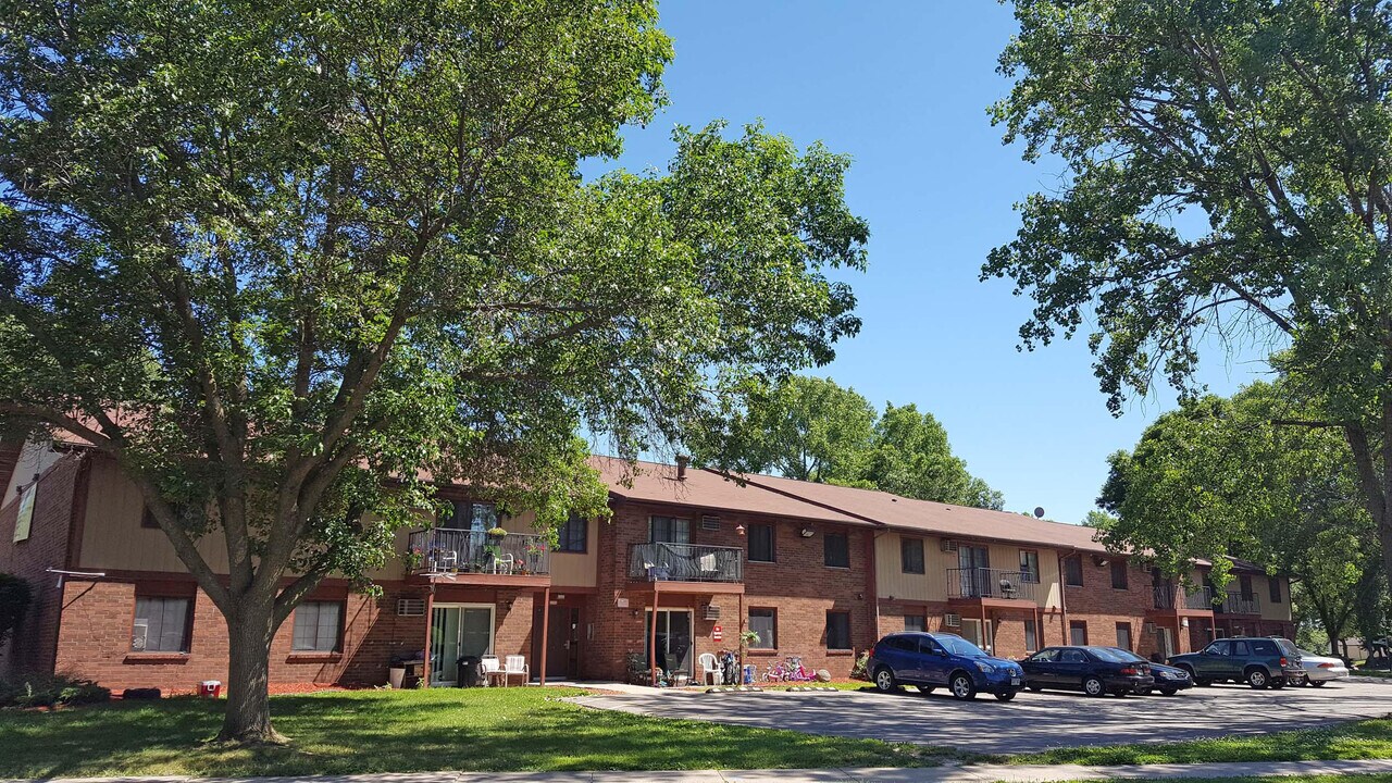 Garden Point Apartments in Fitchburg, WI - Foto de edificio
