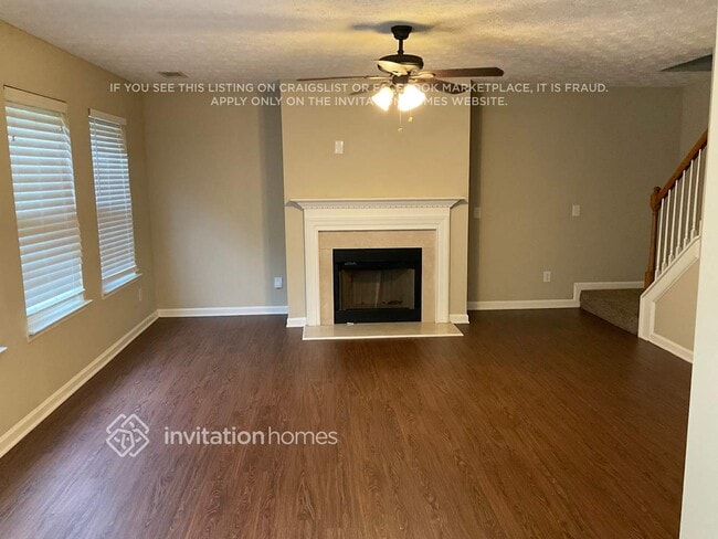 1026 Hawthorn Ln, Unit 4 in Grayson, GA - Foto de edificio - Building Photo