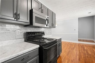 310 Atwood St SW in Atlanta, GA - Building Photo - Building Photo