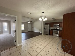 1045 Barley Dr in Hinesville, GA - Building Photo - Building Photo
