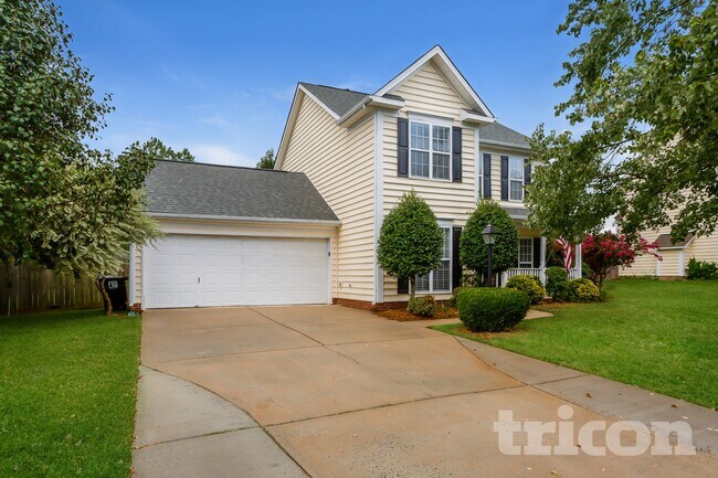 property at 2207 Planters Knoll Ln