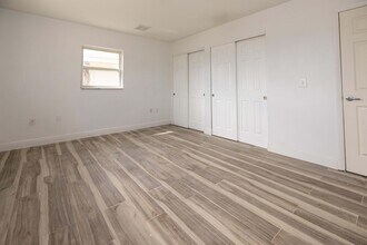 1505 New Bedford Dr in Sun City Center, FL - Building Photo - Building Photo