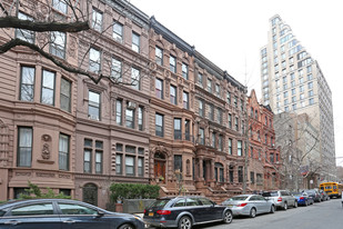 29 W 88th St in New York, NY - Building Photo