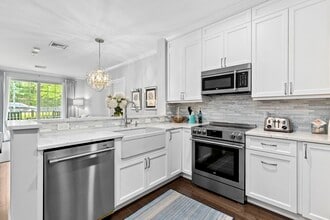 59 Walpole St in Canton, MA - Building Photo - Building Photo