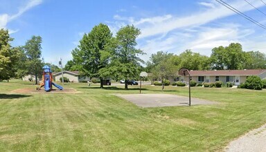 603 S Poe Rd in North Baltimore, OH - Building Photo - Building Photo