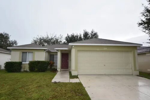 property at 1216 Blufield Ave