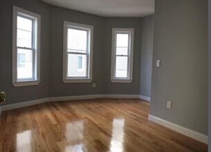 13 Hendry St in Boston, MA - Building Photo - Building Photo