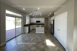 592 Kavanagh Pl in Las Vegas, NV - Building Photo - Building Photo