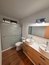 3424 Natomas Park in Sacramento, CA - Foto de edificio - Building Photo