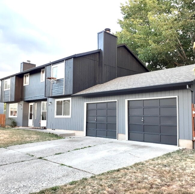 1736-1742 NE Beech Pl in Gresham, OR - Building Photo - Building Photo