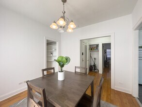 637 W Cornelia Ave in Chicago, IL - Building Photo - Building Photo