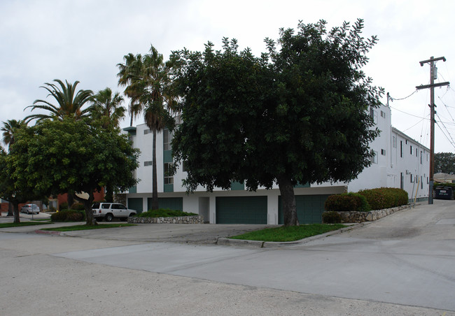 Grove Terrace Apartments in San Diego, CA - Building Photo - Building Photo