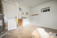 148 Thorndike St, Unit 1 - 23B in Brookline, MA - Building Photo - Building Photo