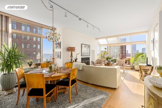 250 S End Ave in New York, NY - Building Photo - Building Photo