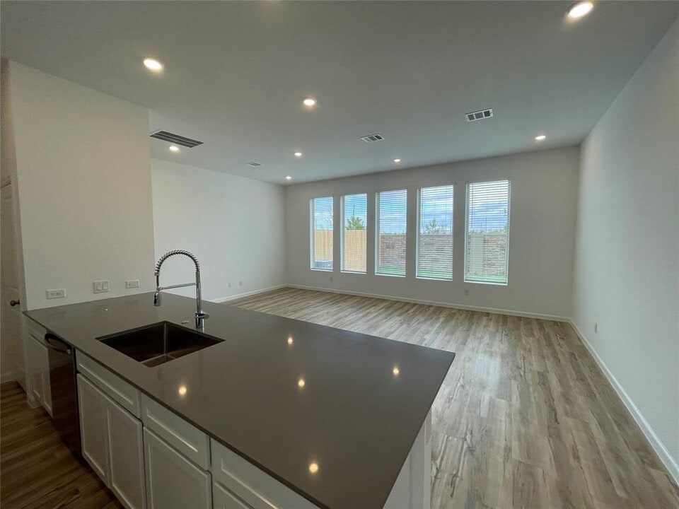 5463 Holly Hvn Ct in Fulshear, TX - Foto de edificio