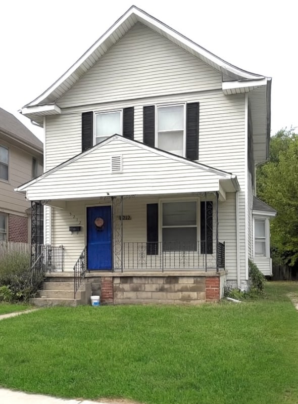 property at 5212 E 8th St