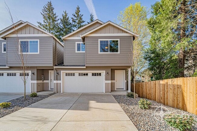 4716 NE 37th Ct in Vancouver, WA - Building Photo - Building Photo