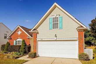 7213 Winding Cedar Tr in Harrisburg, NC - Building Photo - Building Photo