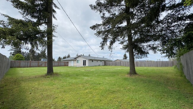 20026 Sagewood Ln SW in Centralia, WA - Foto de edificio - Building Photo