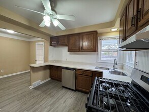 2084 E 224th St in Euclid, OH - Building Photo - Building Photo