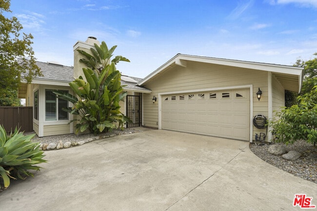 property at 1498 Marjorie Ave