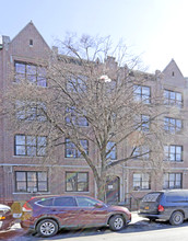 37-35 90th St in Flushing, NY - Foto de edificio - Building Photo