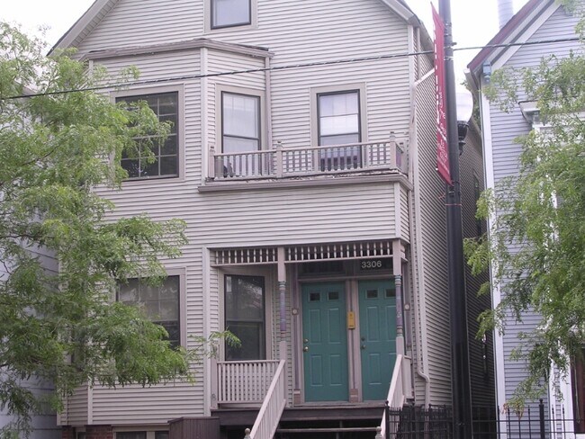 property at 3306 N Southport Ave